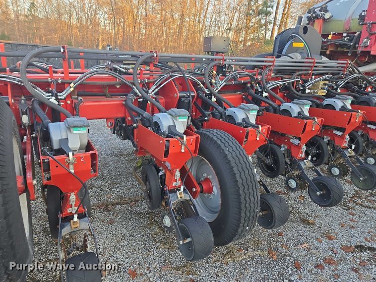 image for item DU2570 2013 Case IH 1250 Early Riser no-till planter