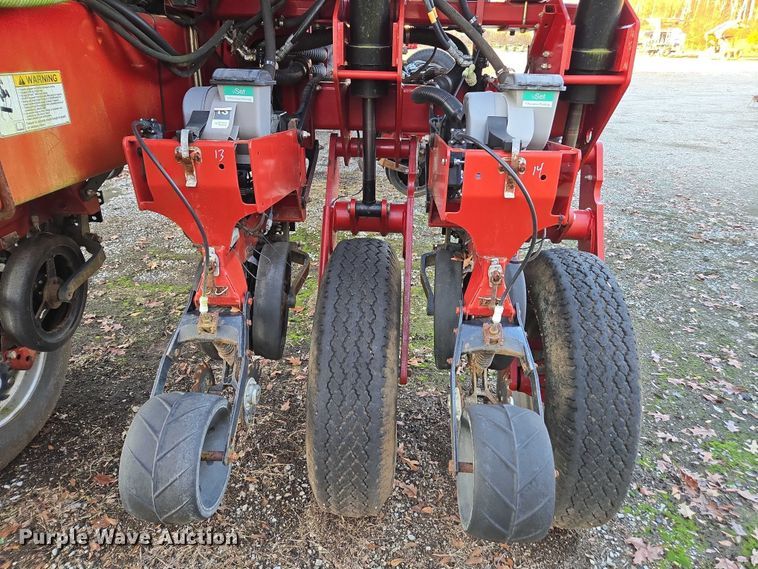 image for item DU2570 2013 Case IH 1250 Early Riser no-till planter