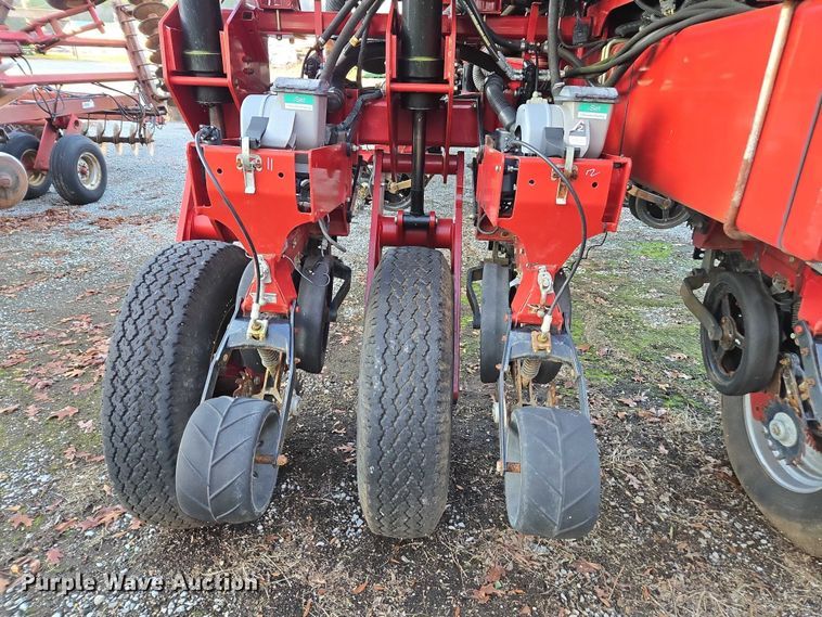 image for item DU2570 2013 Case IH 1250 Early Riser no-till planter