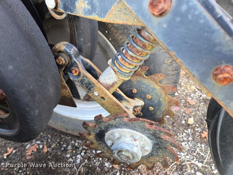 image for item DU2570 2013 Case IH 1250 Early Riser no-till planter