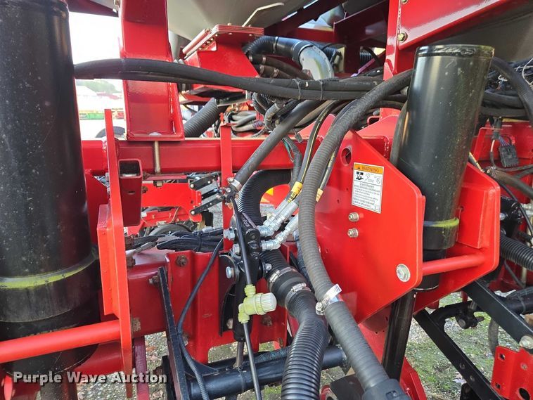 image for item DU2570 2013 Case IH 1250 Early Riser no-till planter