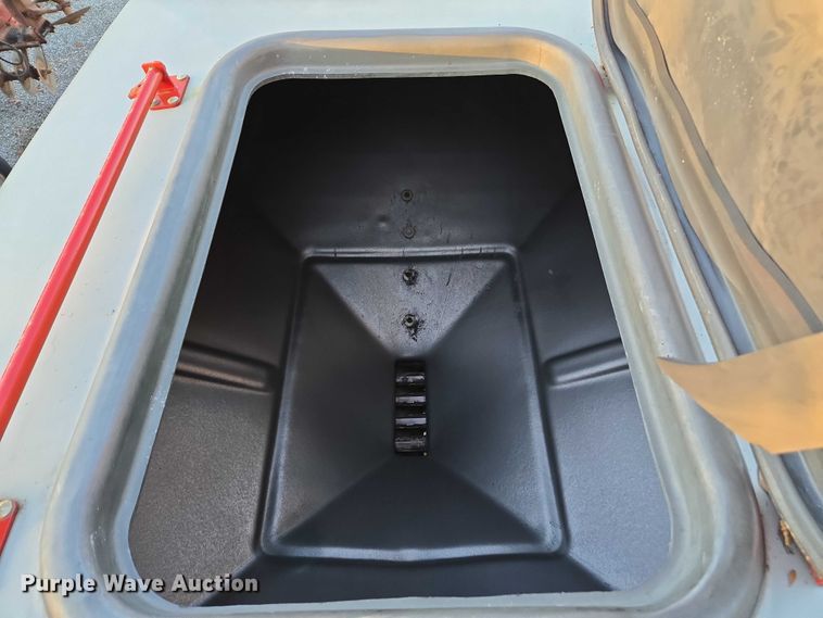 image for item DU2570 2013 Case IH 1250 Early Riser no-till planter