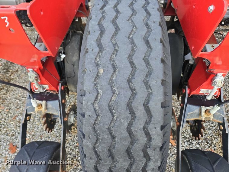 image for item DU2570 2013 Case IH 1250 Early Riser no-till planter