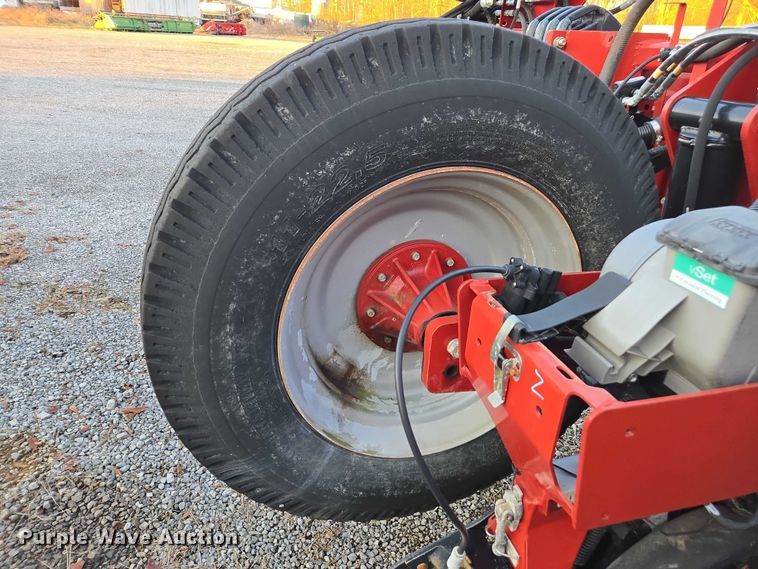 image for item DU2570 2013 Case IH 1250 Early Riser no-till planter