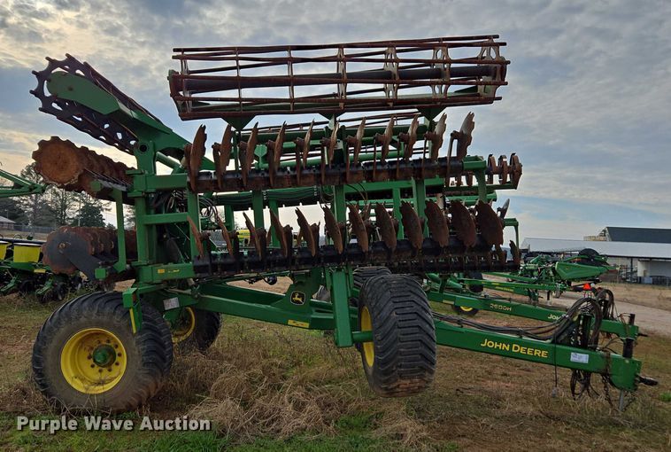 image for item DU2571 2019 John Deere 2680H disk