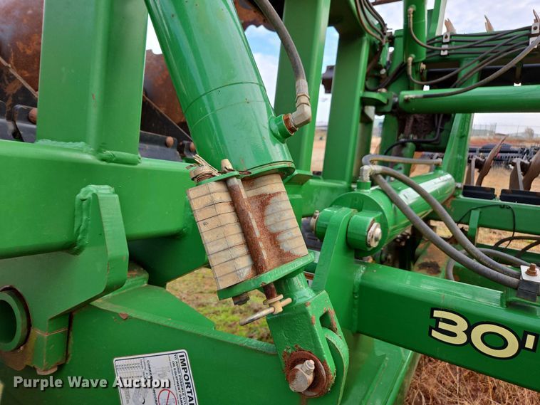 image for item DU2571 2019 John Deere 2680H disk