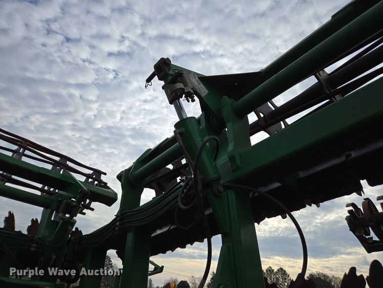 image for item DU2571 2019 John Deere 2680H disk