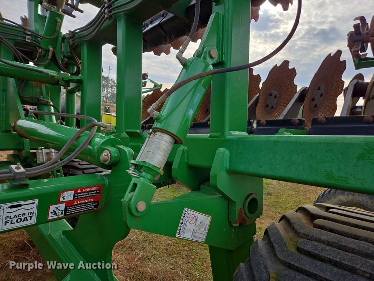 image for item DU2571 2019 John Deere 2680H disk