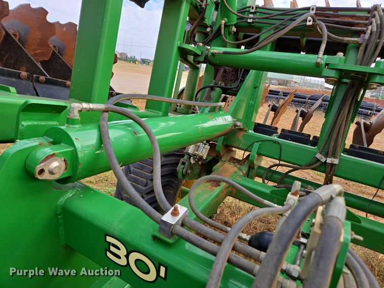 image for item DU2571 2019 John Deere 2680H disk