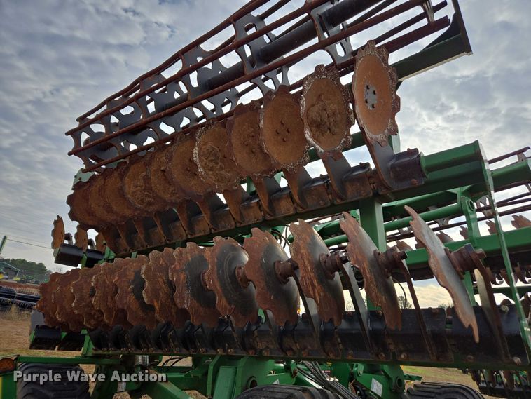 image for item DU2571 2019 John Deere 2680H disk