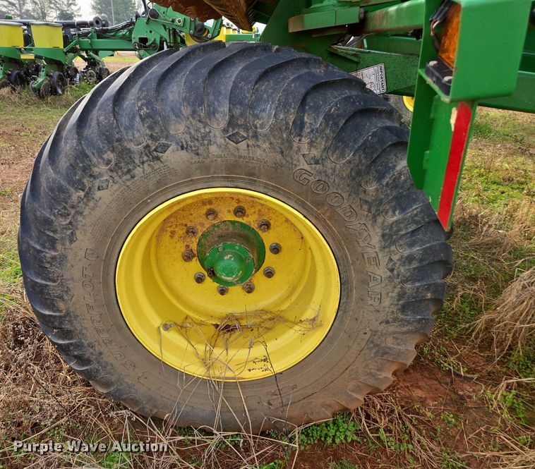 image for item DU2571 2019 John Deere 2680H disk