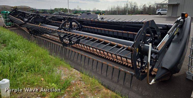 image for item DU2572 2014 Macdon FD75 flex draper head