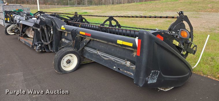 image for item DU2572 2014 Macdon FD75 flex draper head