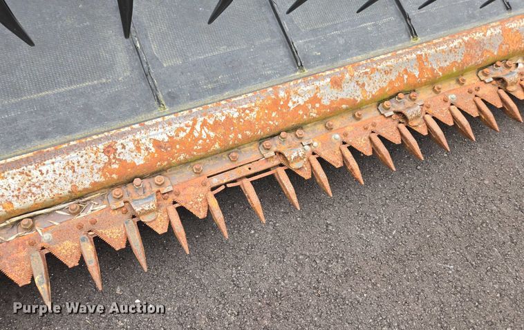 image for item DU2572 2014 Macdon FD75 flex draper head