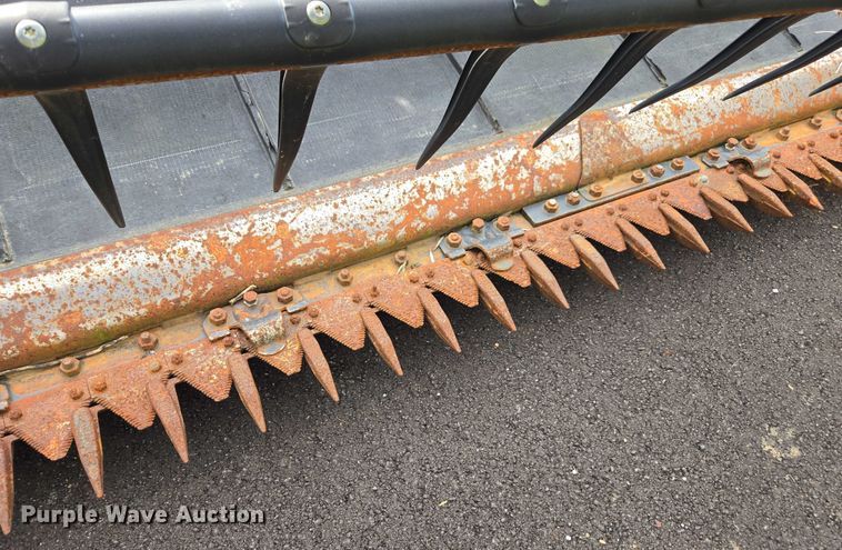 image for item DU2572 2014 Macdon FD75 flex draper head