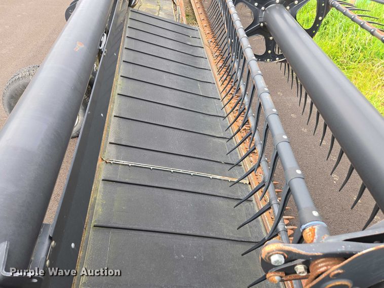 image for item DU2572 2014 Macdon FD75 flex draper head