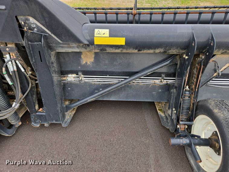 image for item DU2572 2014 Macdon FD75 flex draper head