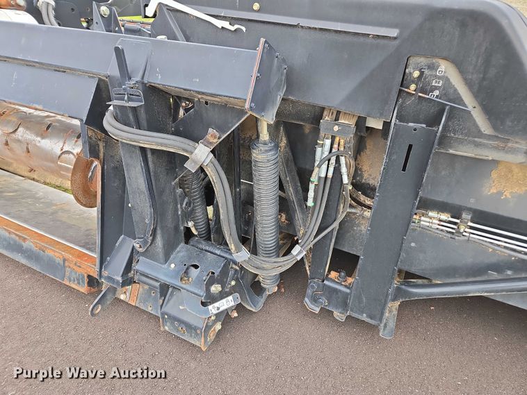 image for item DU2572 2014 Macdon FD75 flex draper head