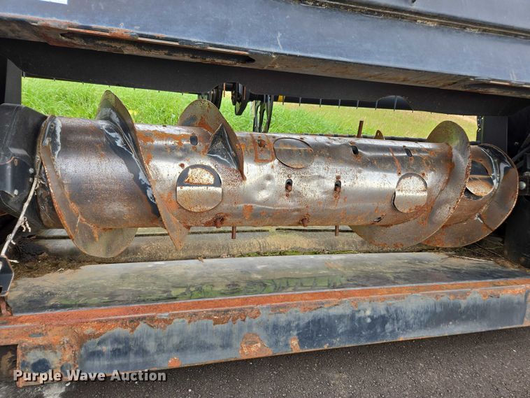 image for item DU2572 2014 Macdon FD75 flex draper head