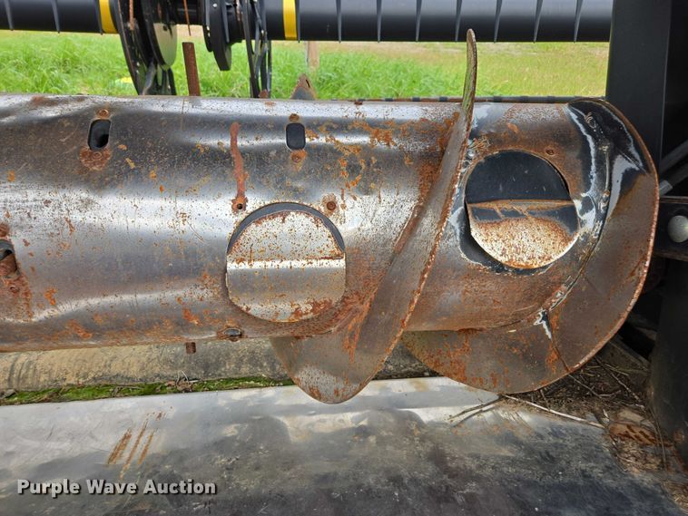 image for item DU2572 2014 Macdon FD75 flex draper head