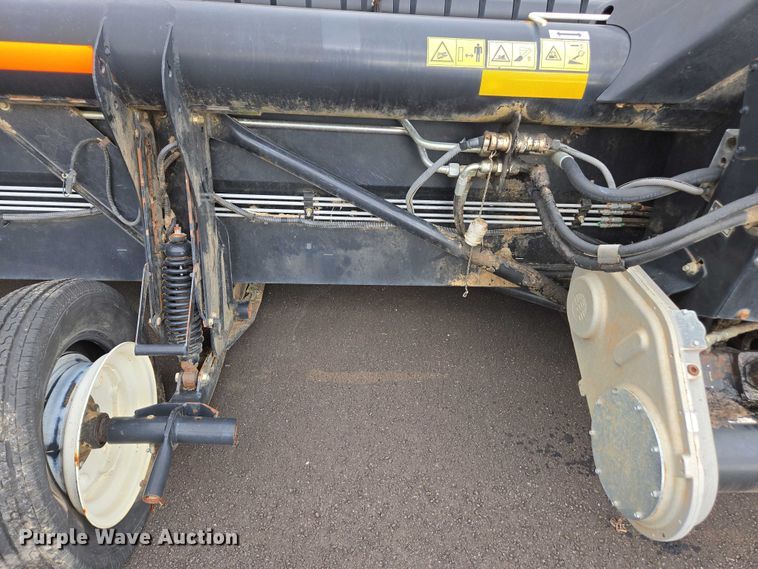 image for item DU2572 2014 Macdon FD75 flex draper head