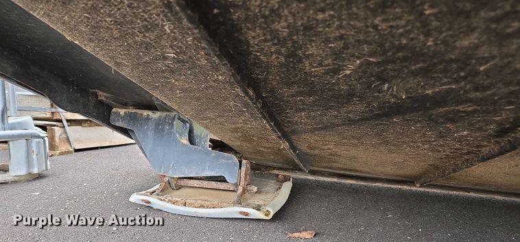 image for item DU2572 2014 Macdon FD75 flex draper head