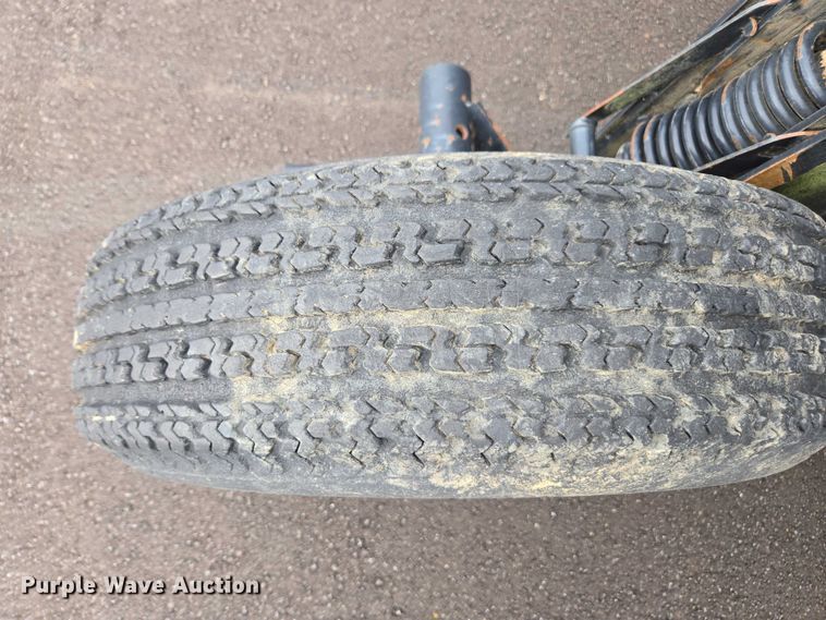 image for item DU2572 2014 Macdon FD75 flex draper head