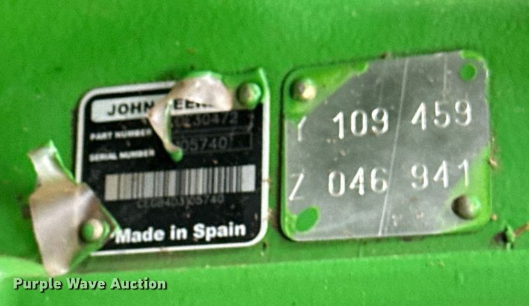 image for item DV0758 2015 John Deere S680S STS RWA combine