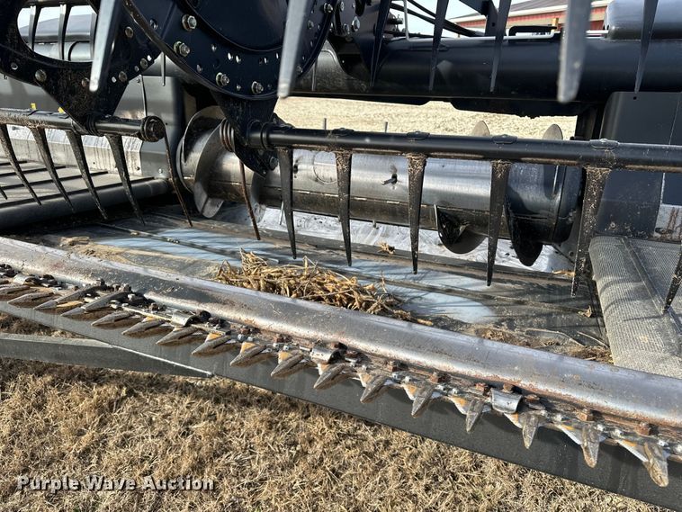 image for item DV0759 2016 MacDon FD75-D Flexdraper flex draper head