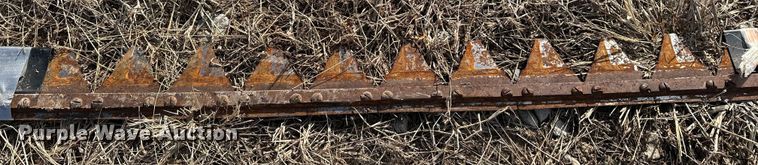 image for item DV0759 2016 MacDon FD75-D Flexdraper flex draper head