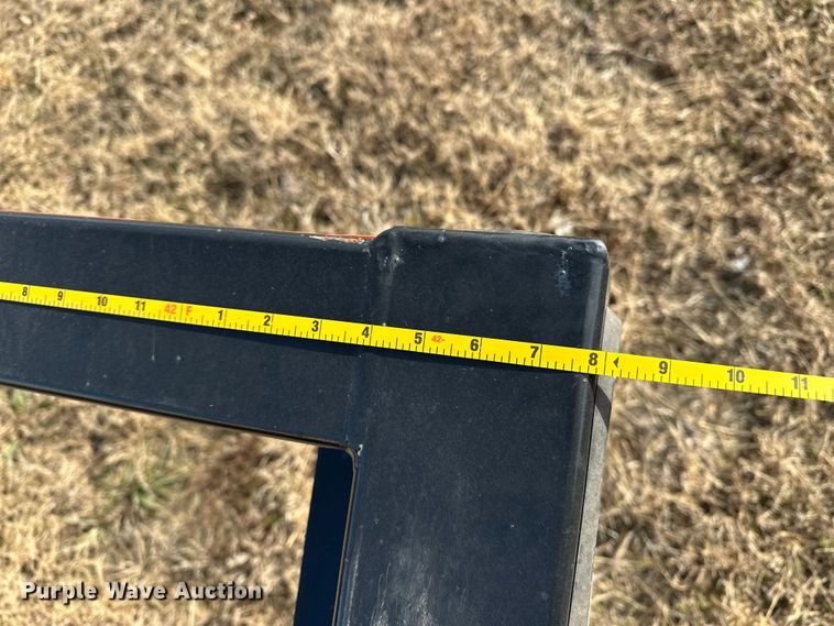 image for item DV0759 2016 MacDon FD75-D Flexdraper flex draper head