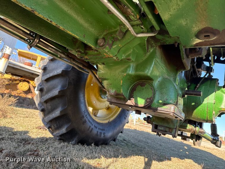 image for item DW5192 1983 John Deere 2950 tractor