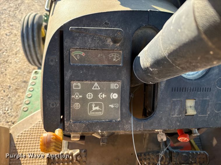 image for item DW5192 1983 John Deere 2950 tractor