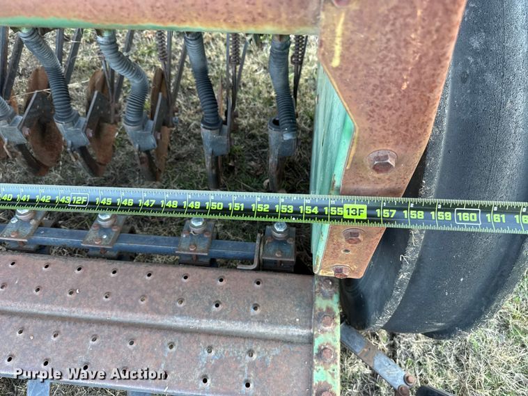 image for item DW5193 John Deere 8300 grain drill