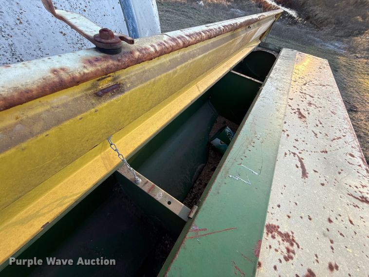 image for item DW5193 John Deere 8300 grain drill