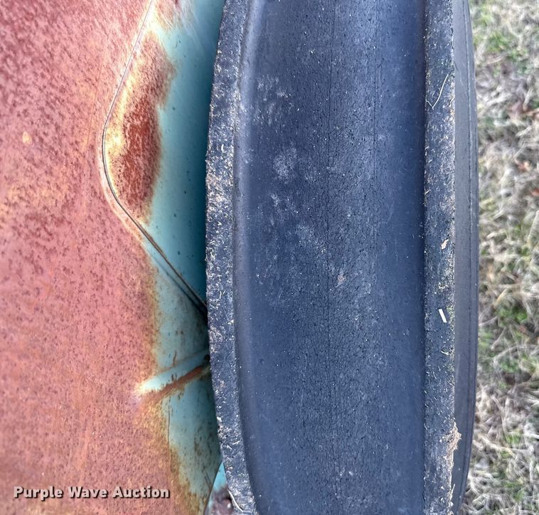 image for item DW5193 John Deere 8300 grain drill