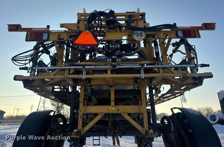 image for item DW6687 2014 RoGator RG900 sprayer