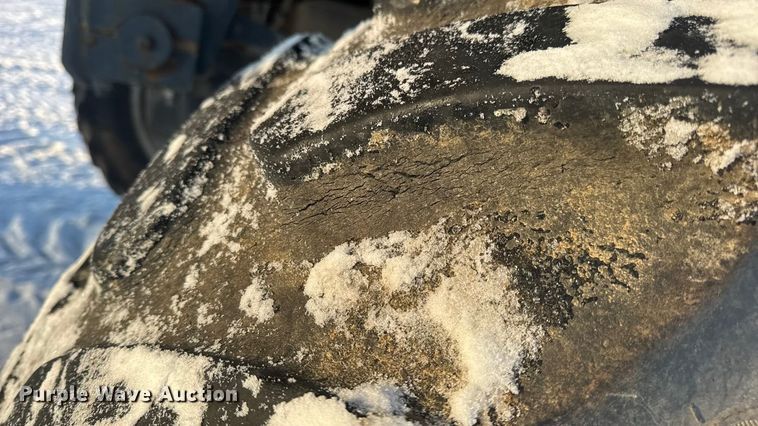 image for item DW6687 2014 RoGator RG900 sprayer