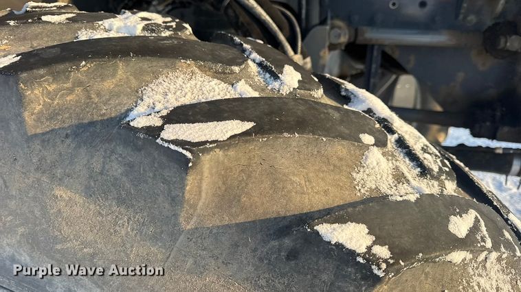 image for item DW6687 2014 RoGator RG900 sprayer