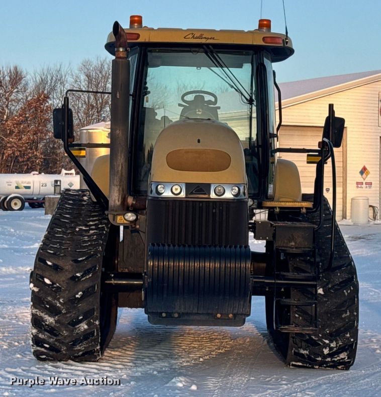 image for item DW6688 2009 Challenger MT765C tractor