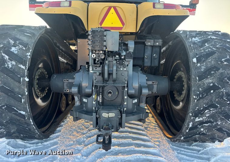 image for item DW6688 2009 Challenger MT765C tractor