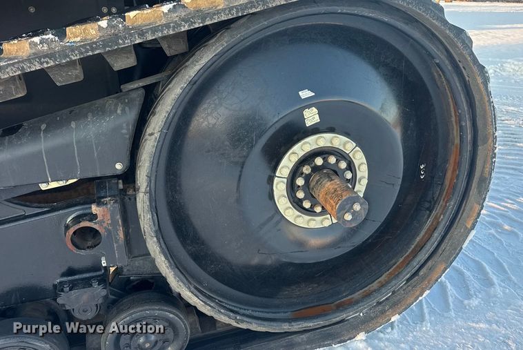 image for item DW6688 2009 Challenger MT765C tractor