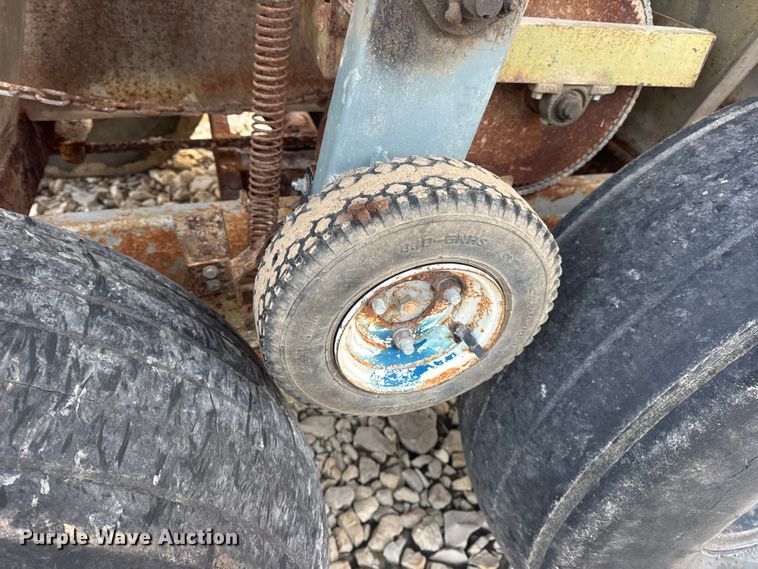 image for item DW6693 Applicator