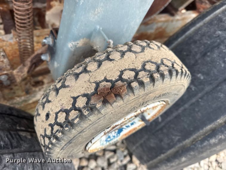 image for item DW6693 Applicator