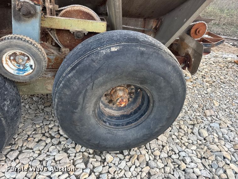 image for item DW6693 Applicator