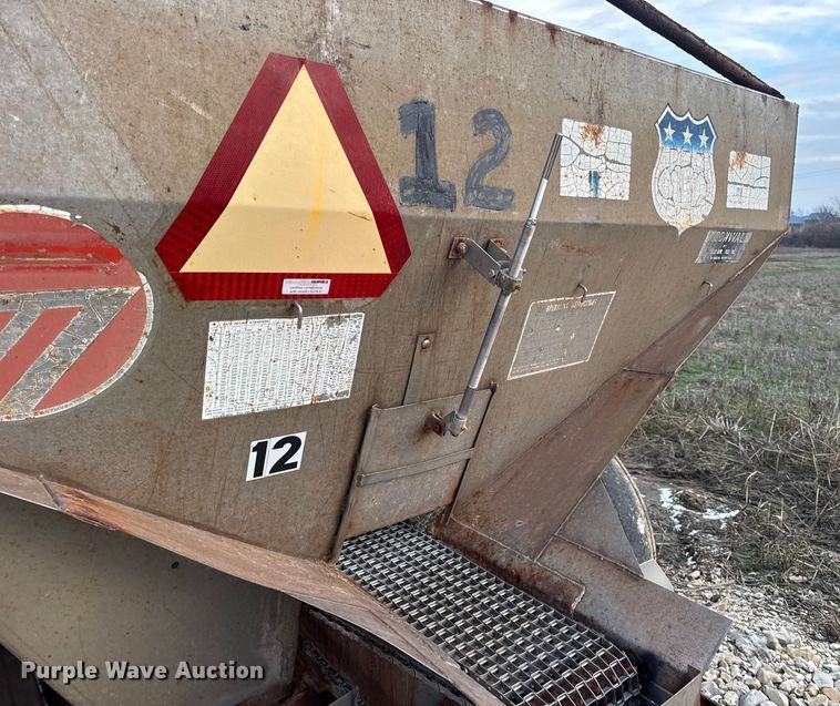 image for item DW6695 Applicator