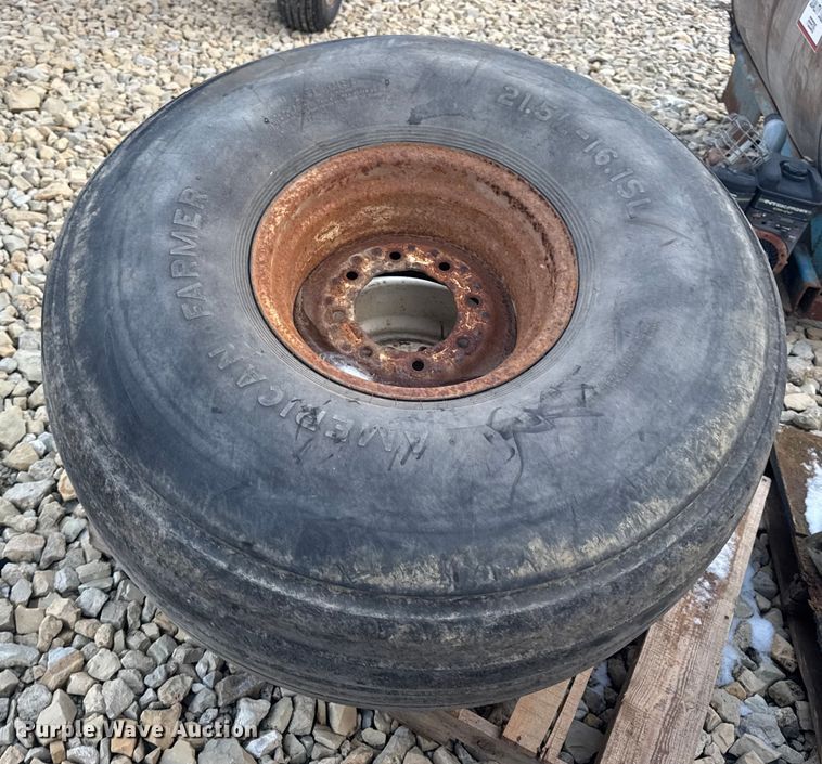 image for item DW6696 (30) tires and wheels