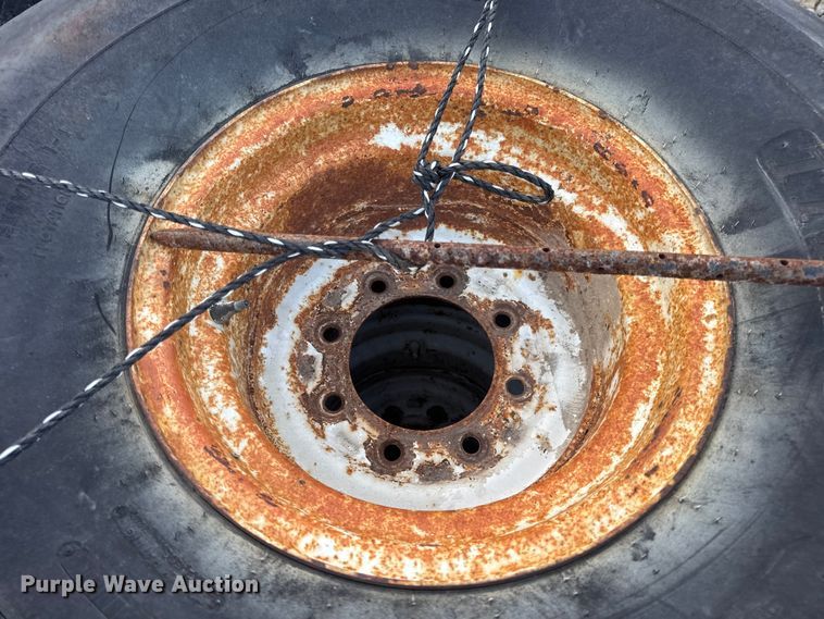 image for item DW6696 (30) tires and wheels