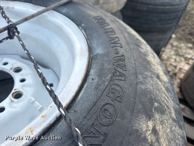 image for item DW6696 (30) tires and wheels