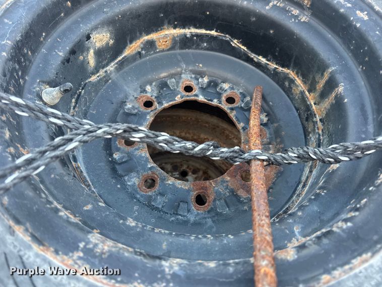 image for item DW6696 (30) tires and wheels